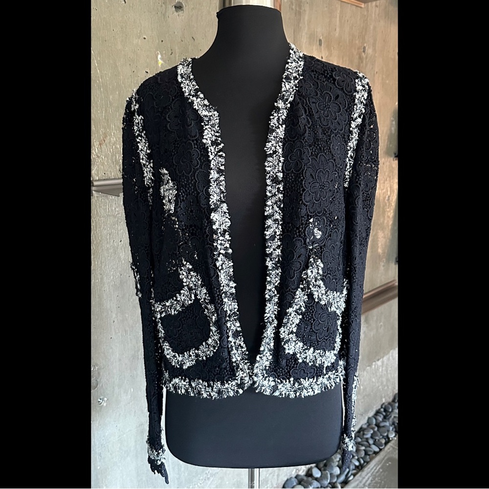 Vintage Chanel Guipure collarless lace jacket